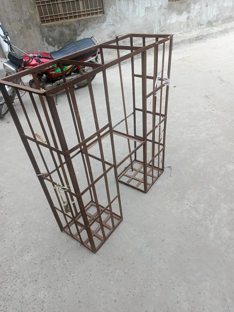 Supply stand 4