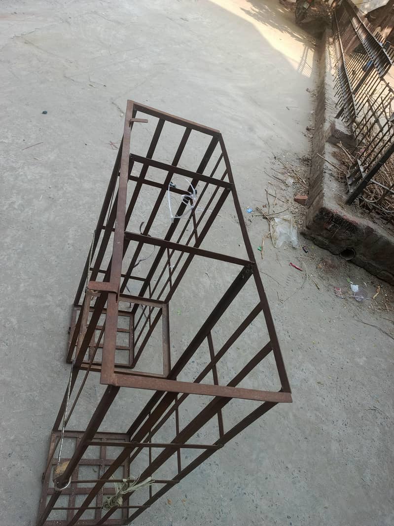 Supply stand 5