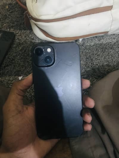 Apple iPhone 13