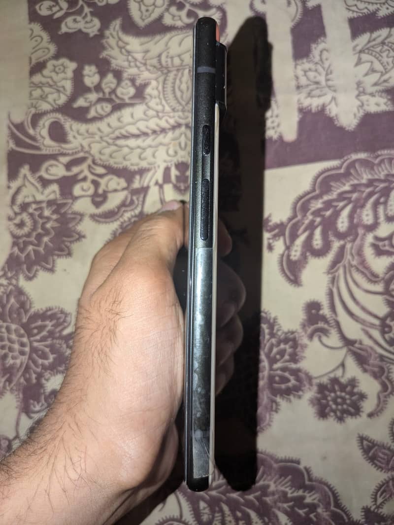 Google Pixel 6 4