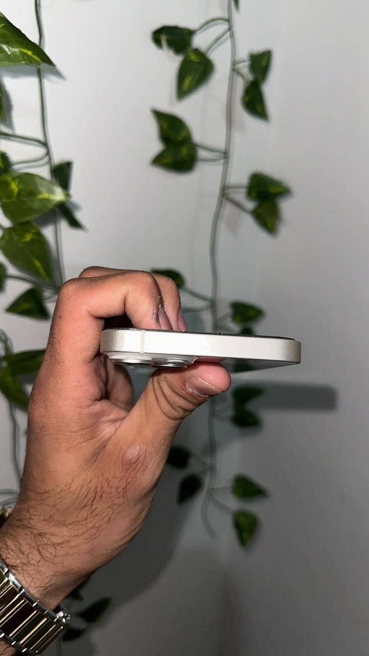 Apple iPhone 14 2