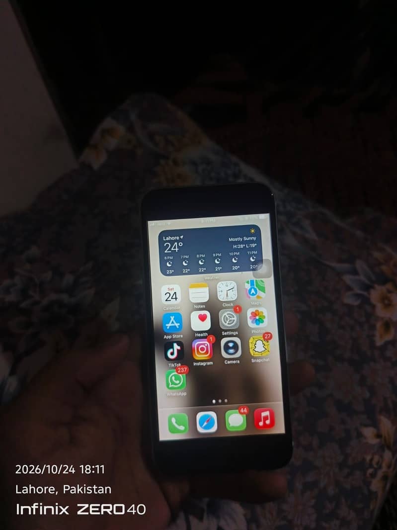 Apple iPhone SE 2