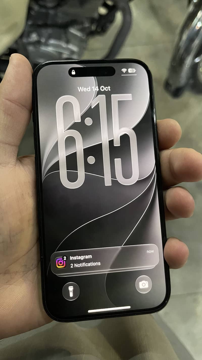 Apple iPhone 15 2
