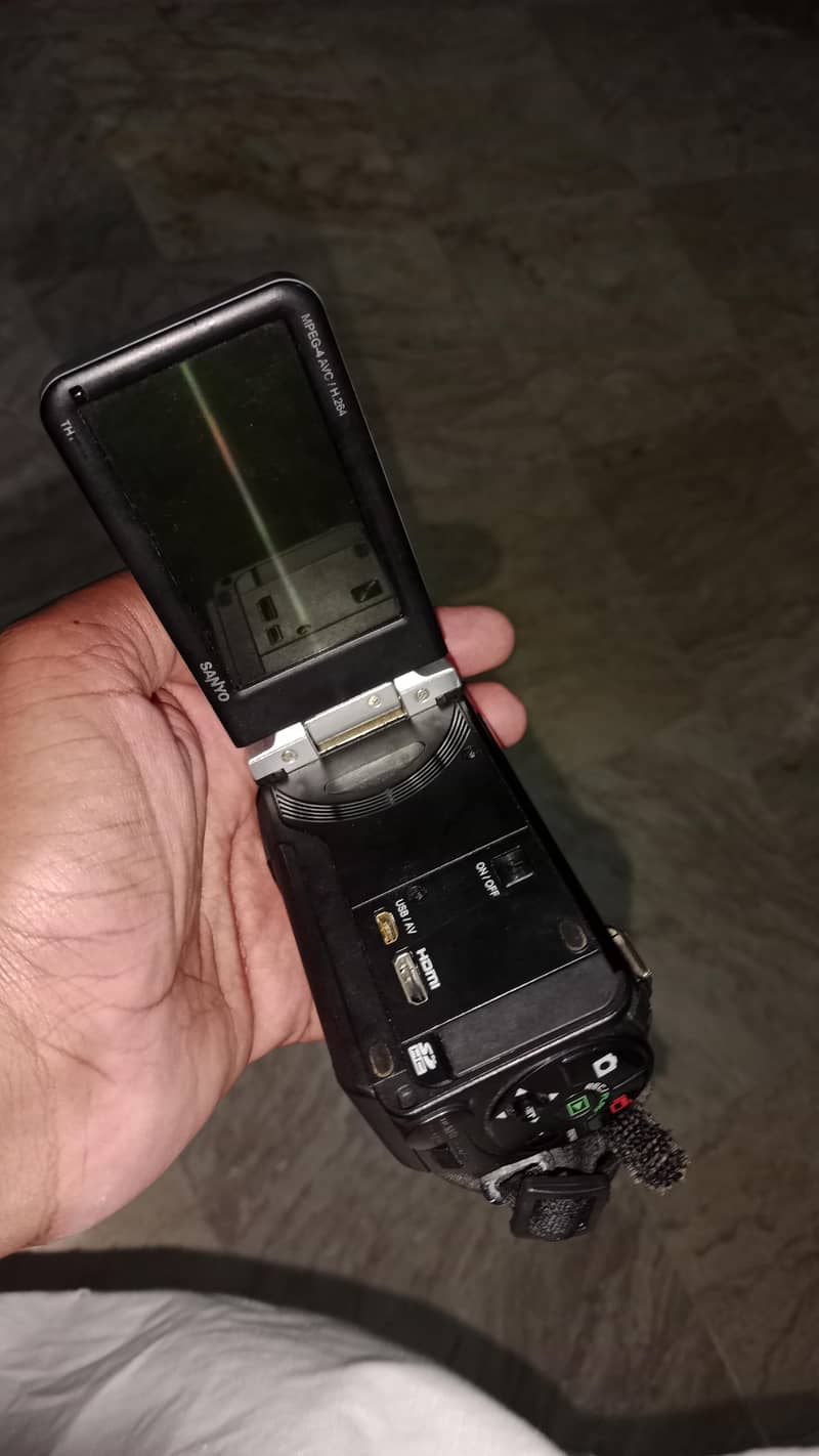 handy camera sanyo 0