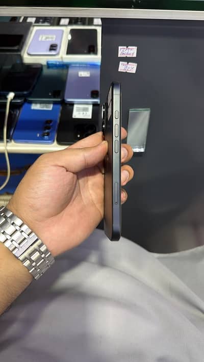 iphone 16 / FU official / 256gb / iphone 16 / 16 series / iphone 16