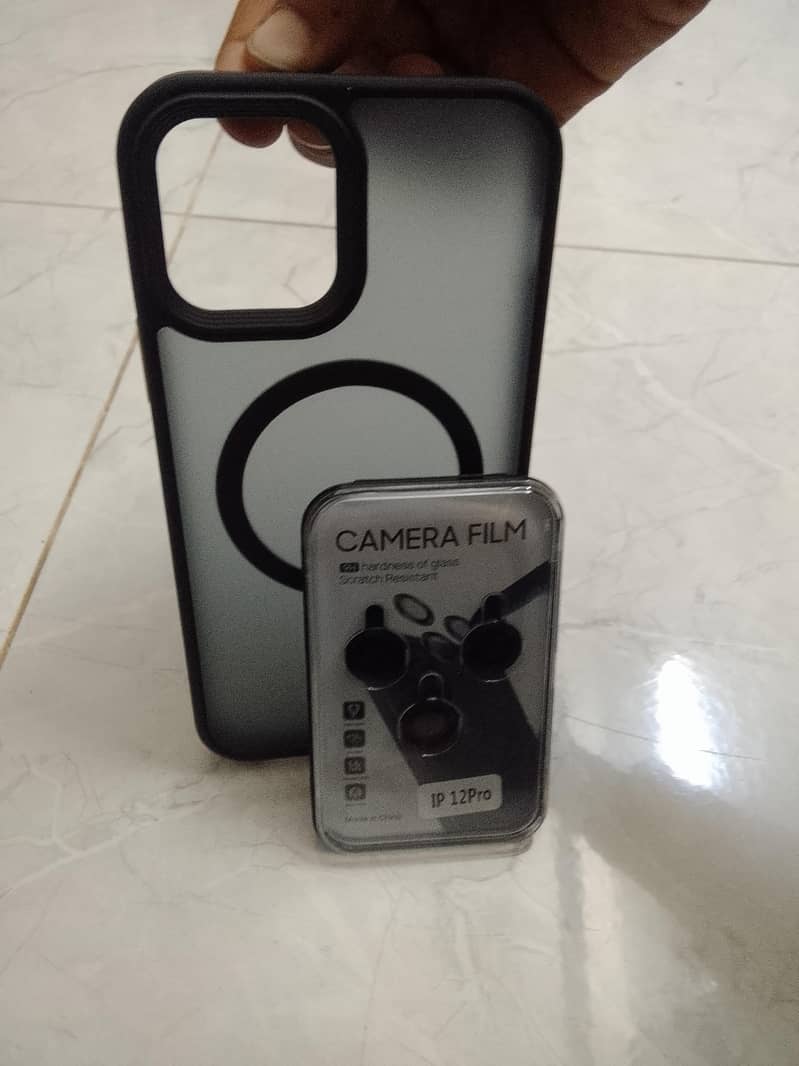 iphone 12pro case and camera lens 0