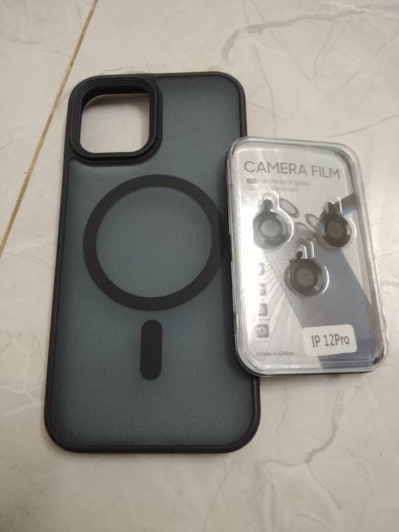 iphone 12pro case and camera lens 1