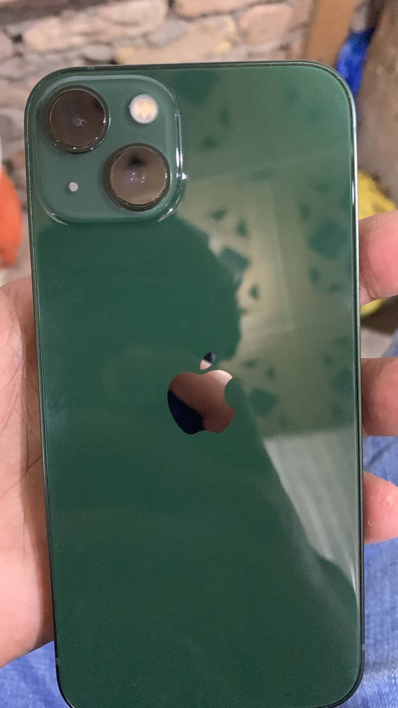 Apple iPhone 13 3