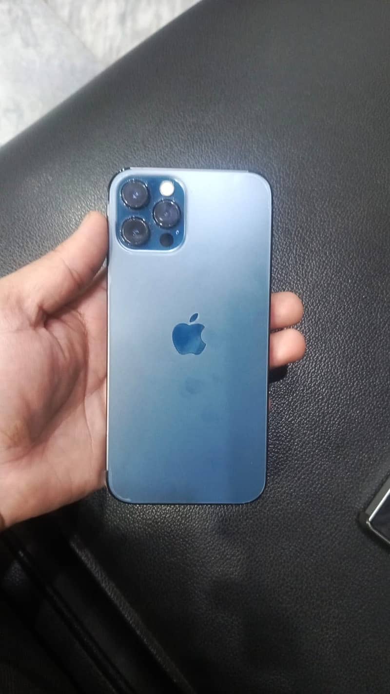 Apple iPhone 12 Pro 2