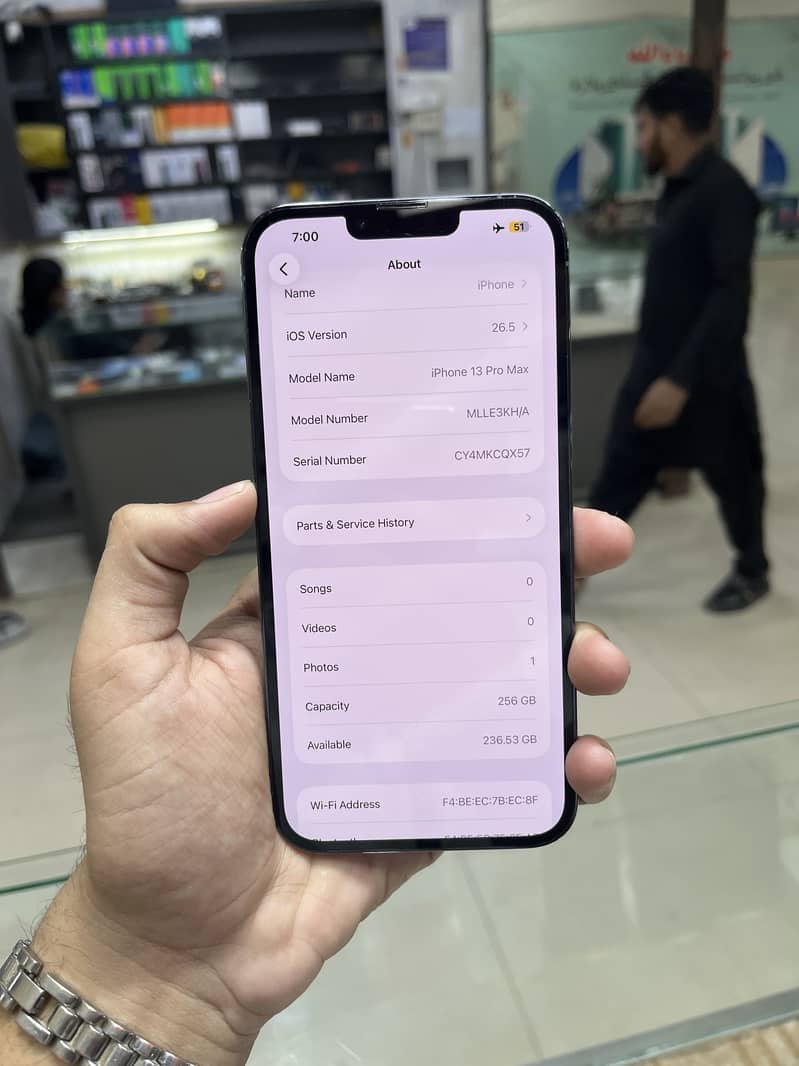 Apple iPhone 13 Pro Max 4