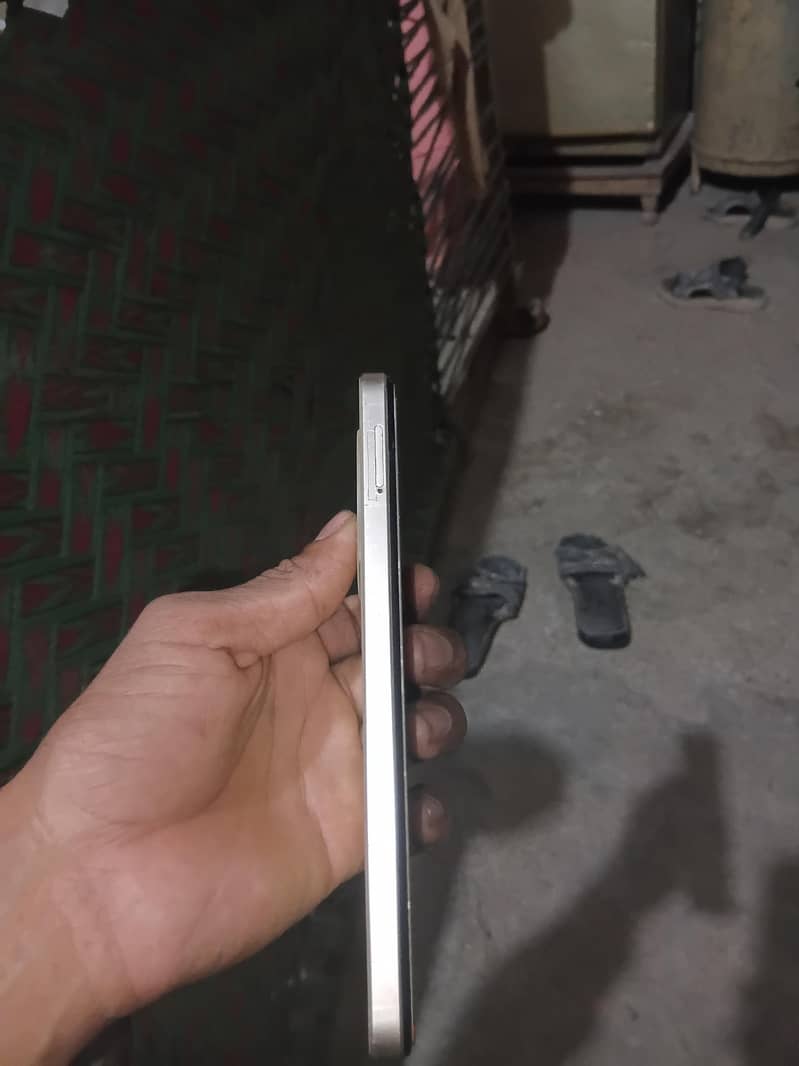 Infinix Smart 8 Plus 3