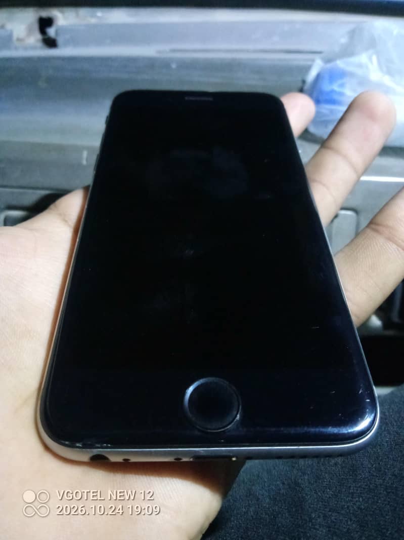 Apple iPhone 6 1