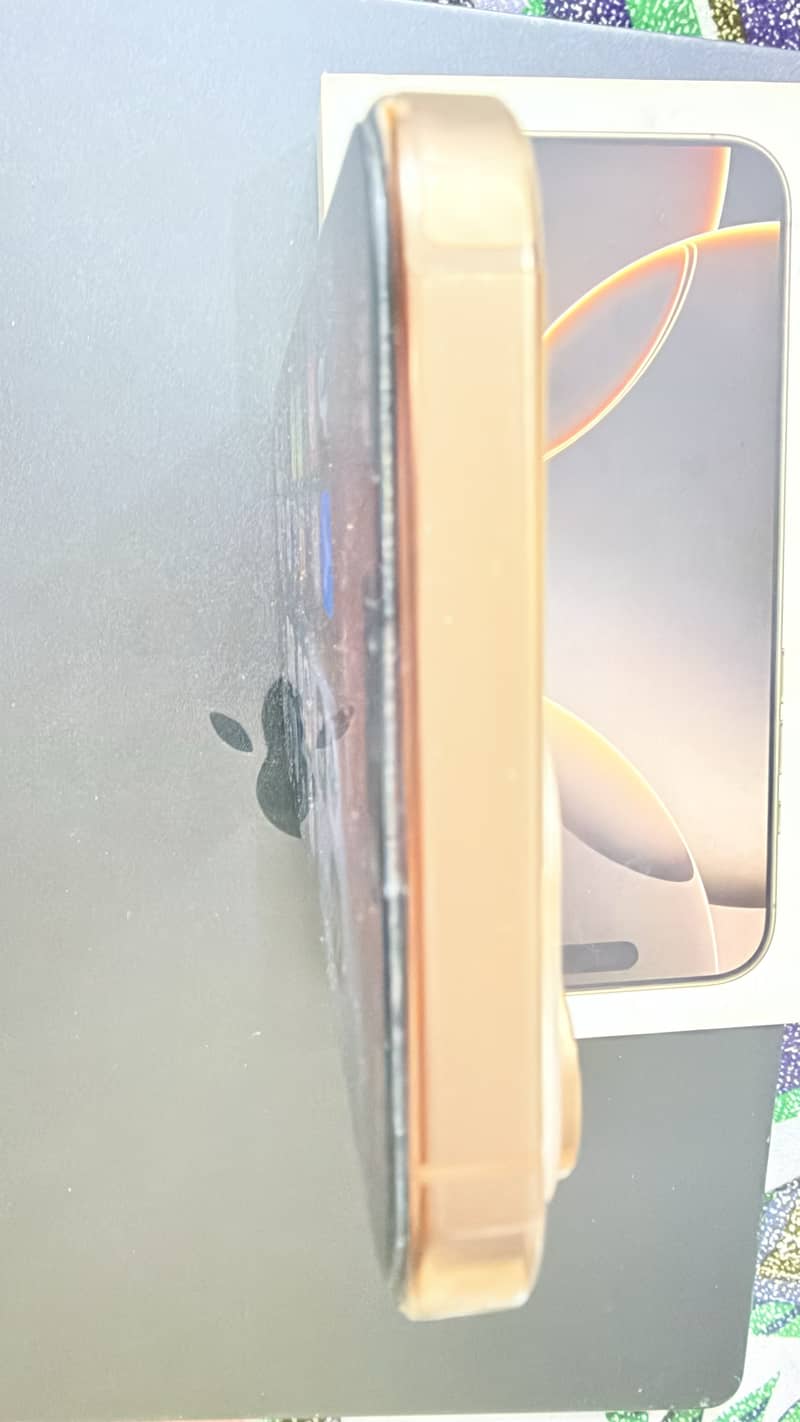 Apple iPhone 16 Pro Max 3