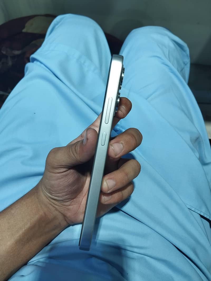 Oppo Reno 16F 5g 2