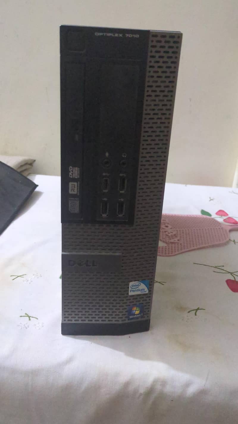 desktop computer 3