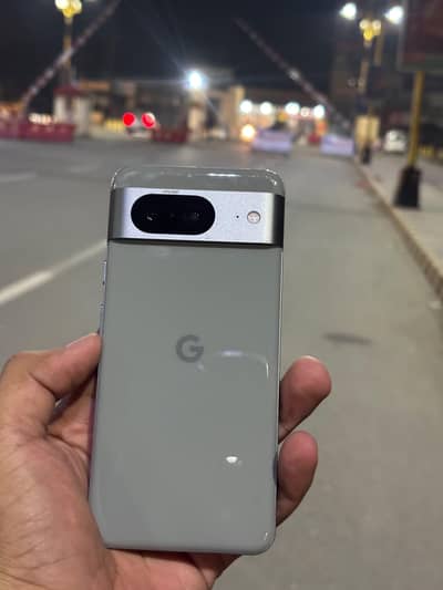 Google Pixel 8