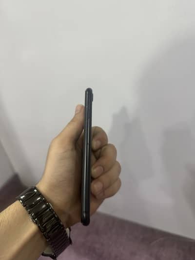 Apple iPhone SE
