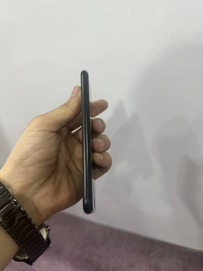 Apple iPhone SE 4