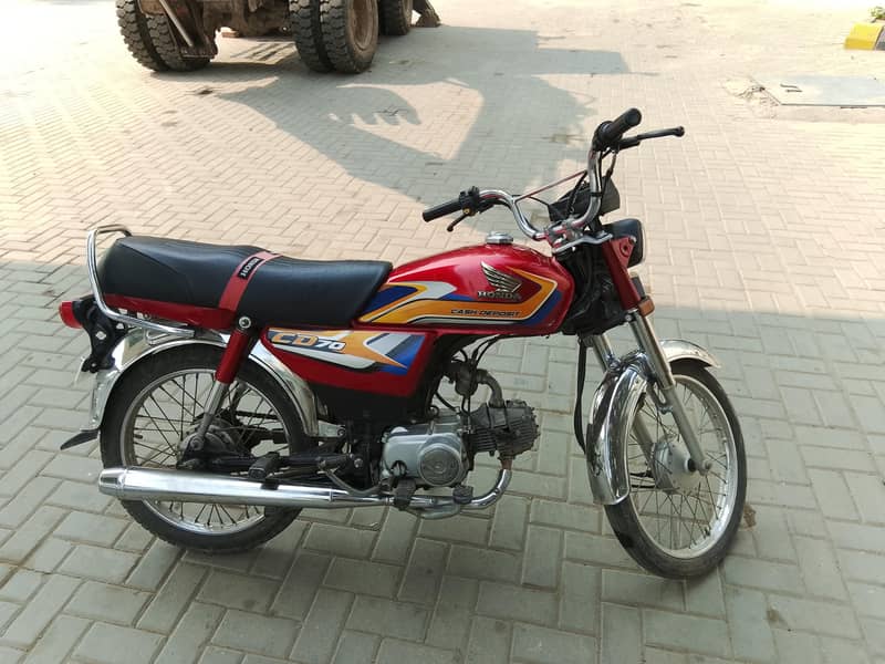 honda cd 70 Red - Standard Bikes - 1120832985