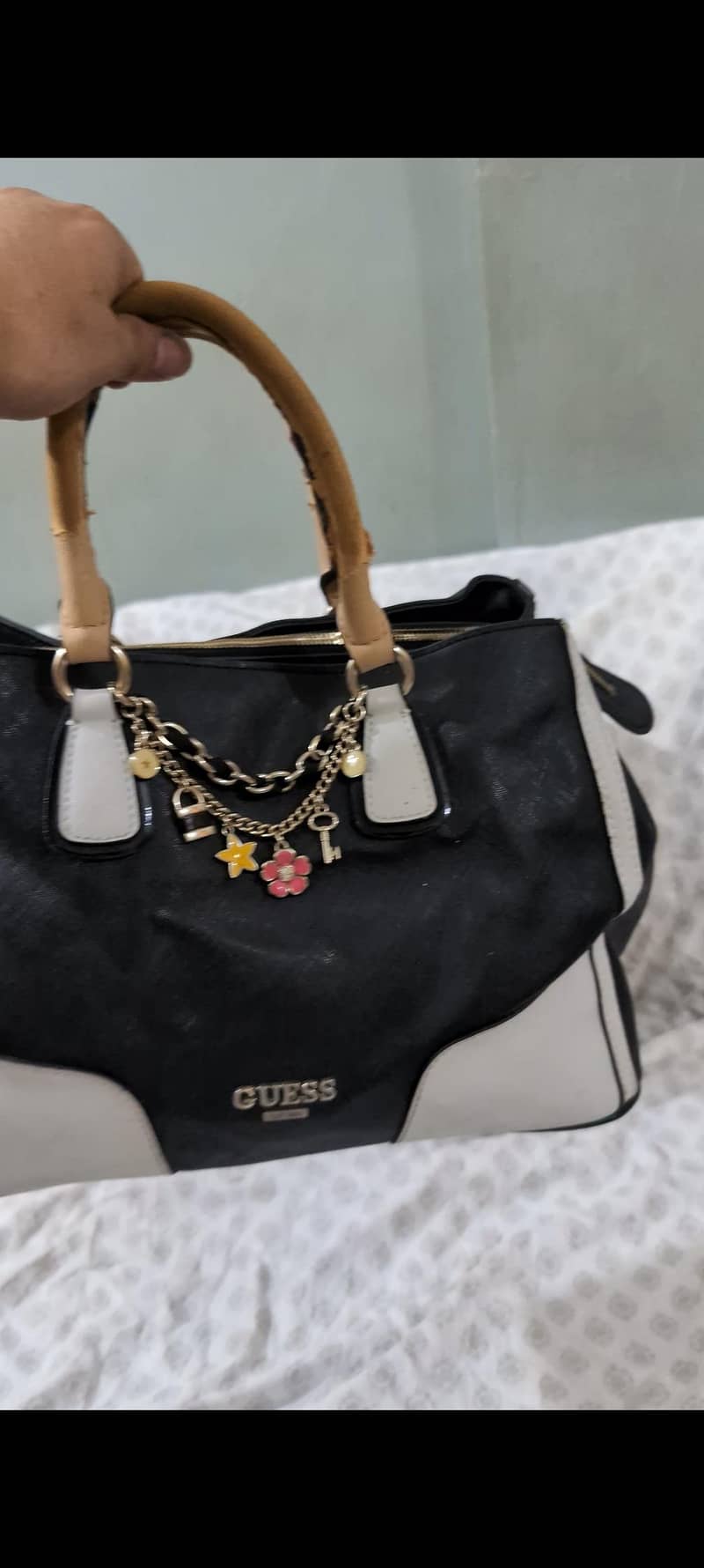Guess handbag 1