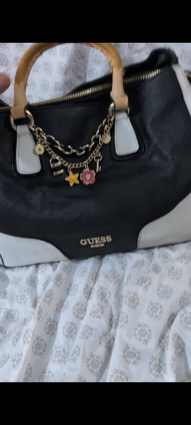 Guess handbag 2