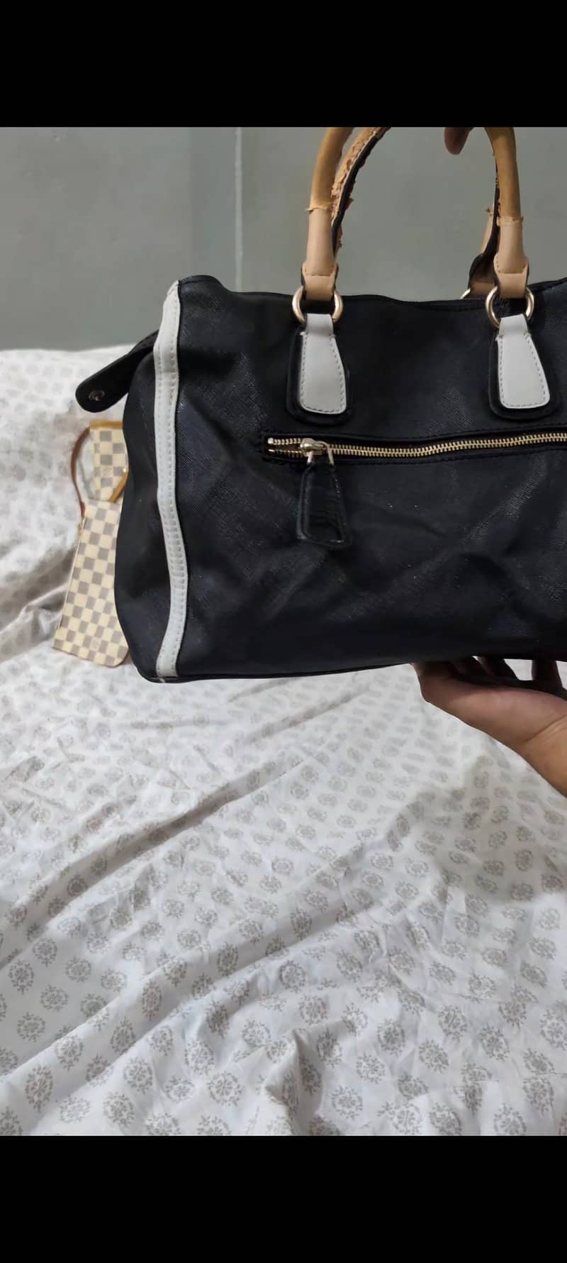 Guess handbag 3