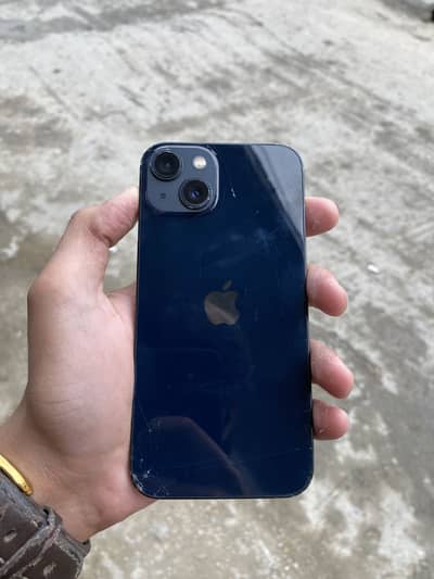 Apple iPhone 13