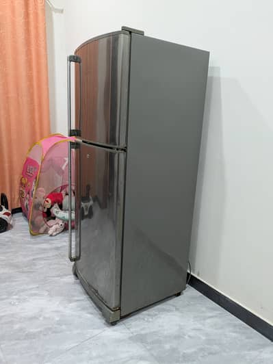 Dawlance Refrigerator 12 Cubic