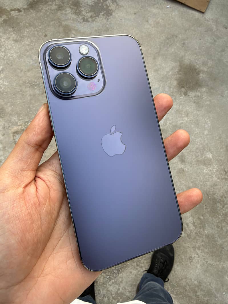 Apple iPhone 14 Pro Max 2