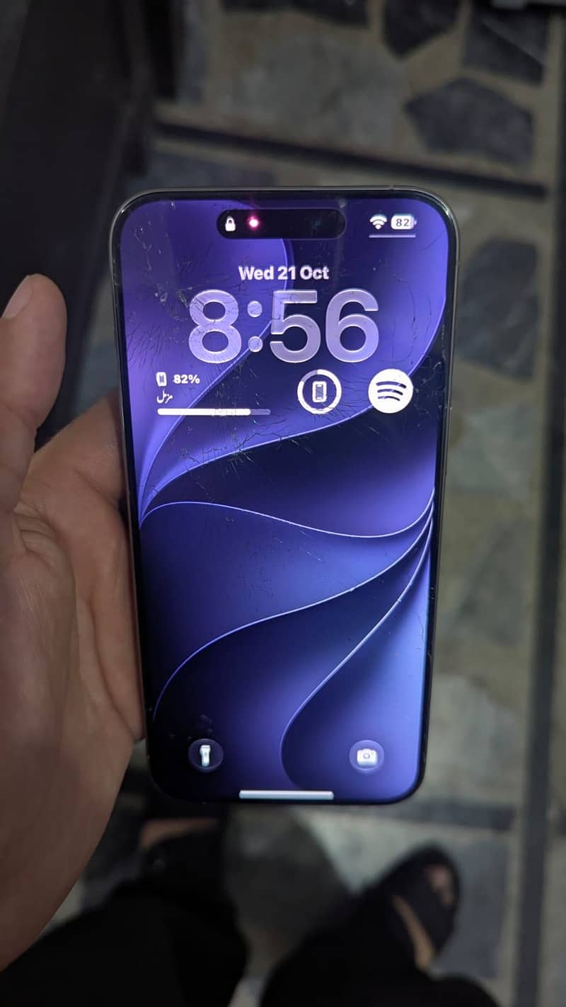 Apple iPhone 15 Pro Max 2