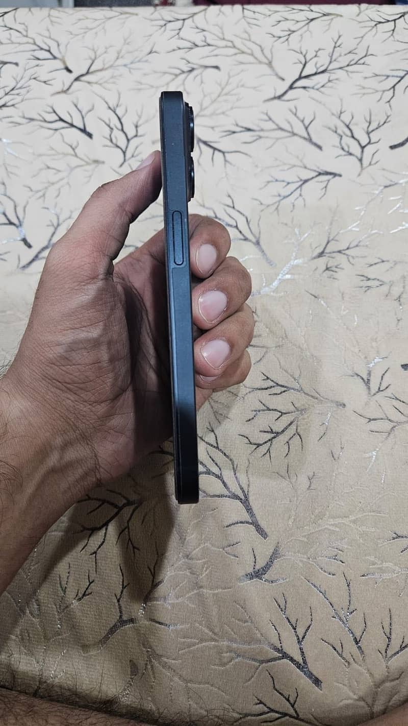 Apple iPhone 14 1