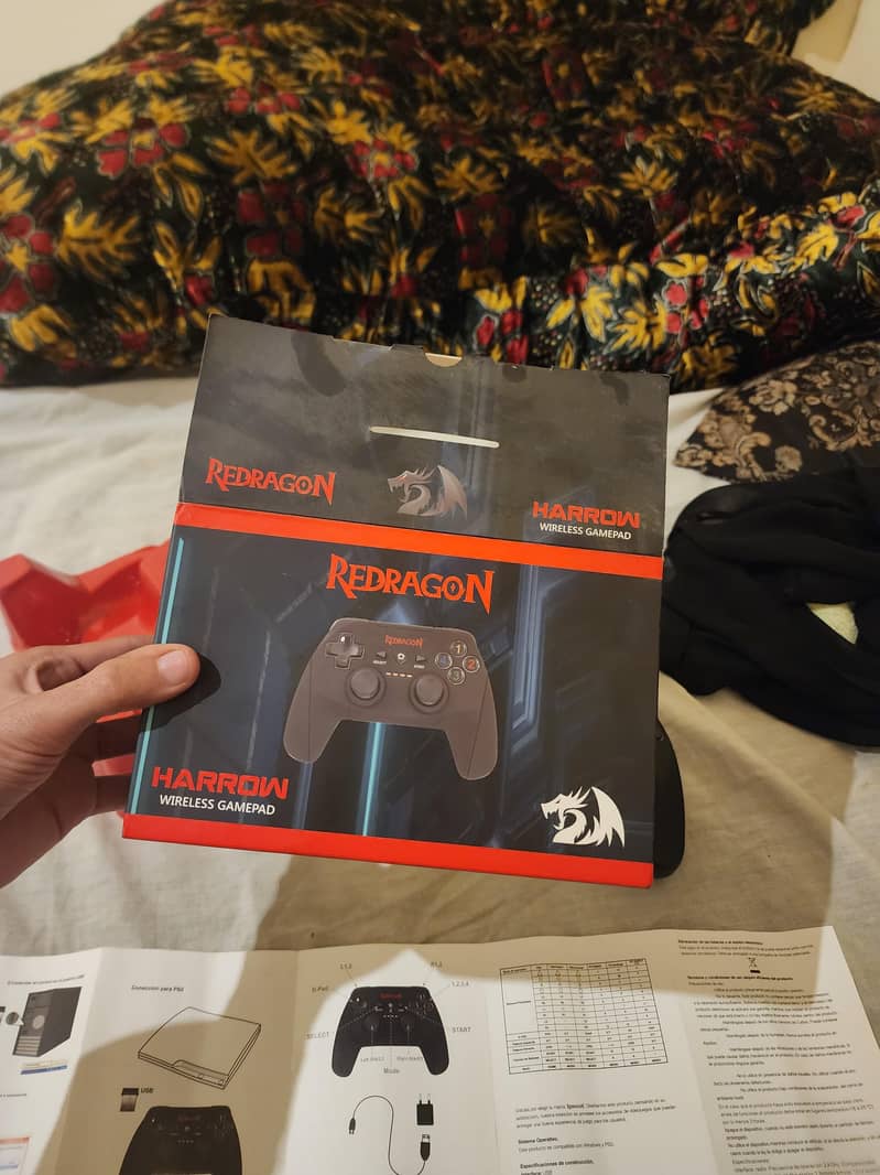 Redragon Harrow Wireless Controller 2