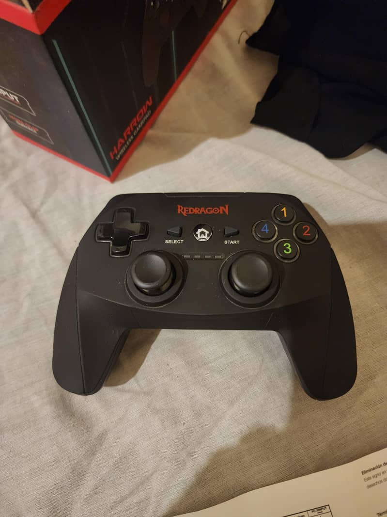 Redragon Harrow Wireless Controller 7