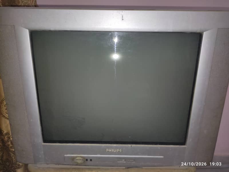 Phillips used TVs (2) 0