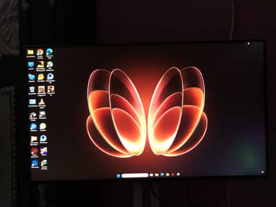 24 inch Dell Infinity BoarderLess Led