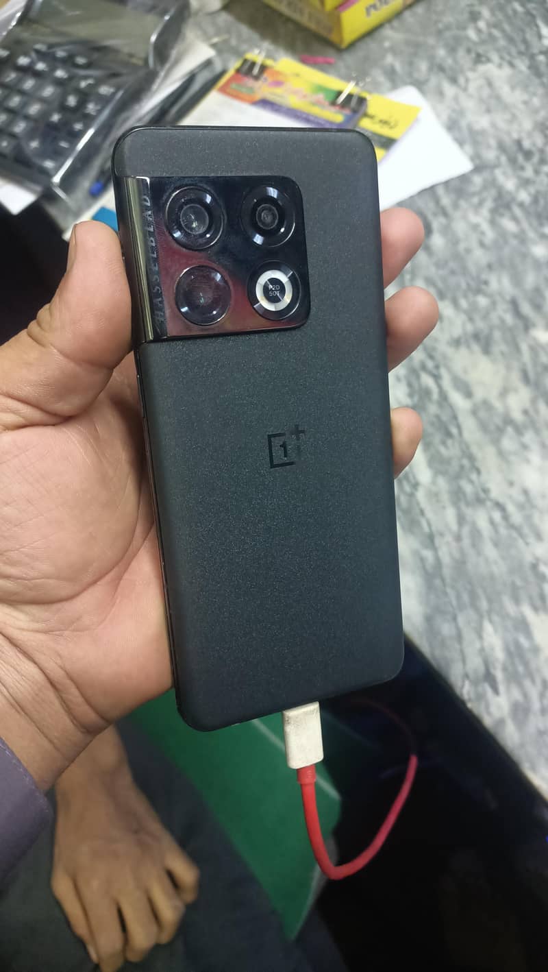 One Plus 10 Pro 0