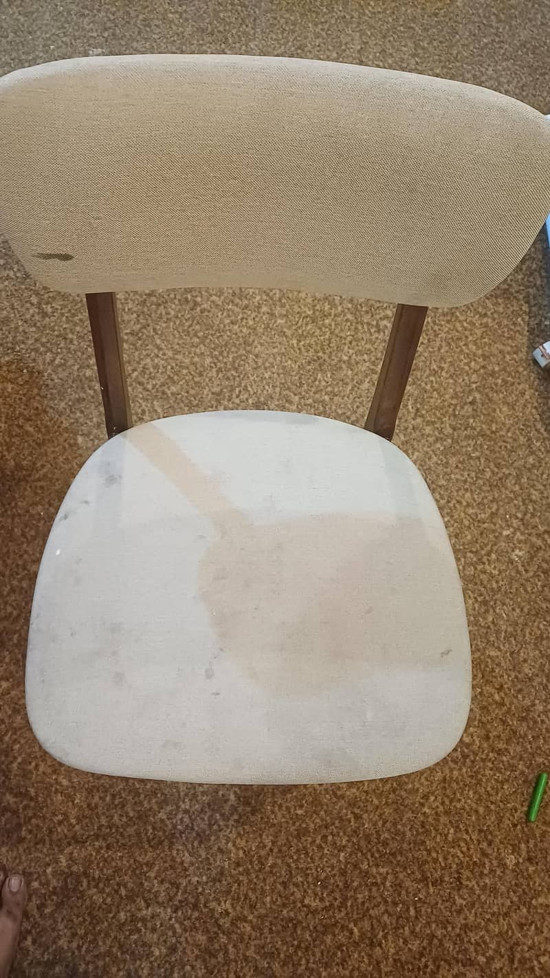 Interwood dining table chairs 2