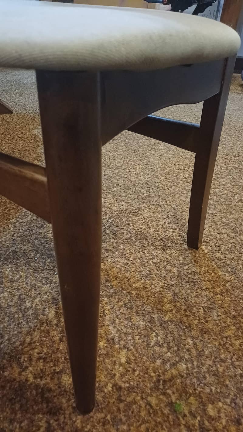 Interwood dining table chairs 6