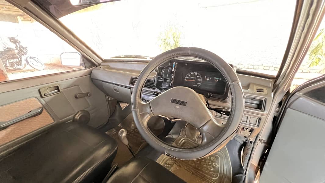 Suzuki Mehran VXR 2016 3