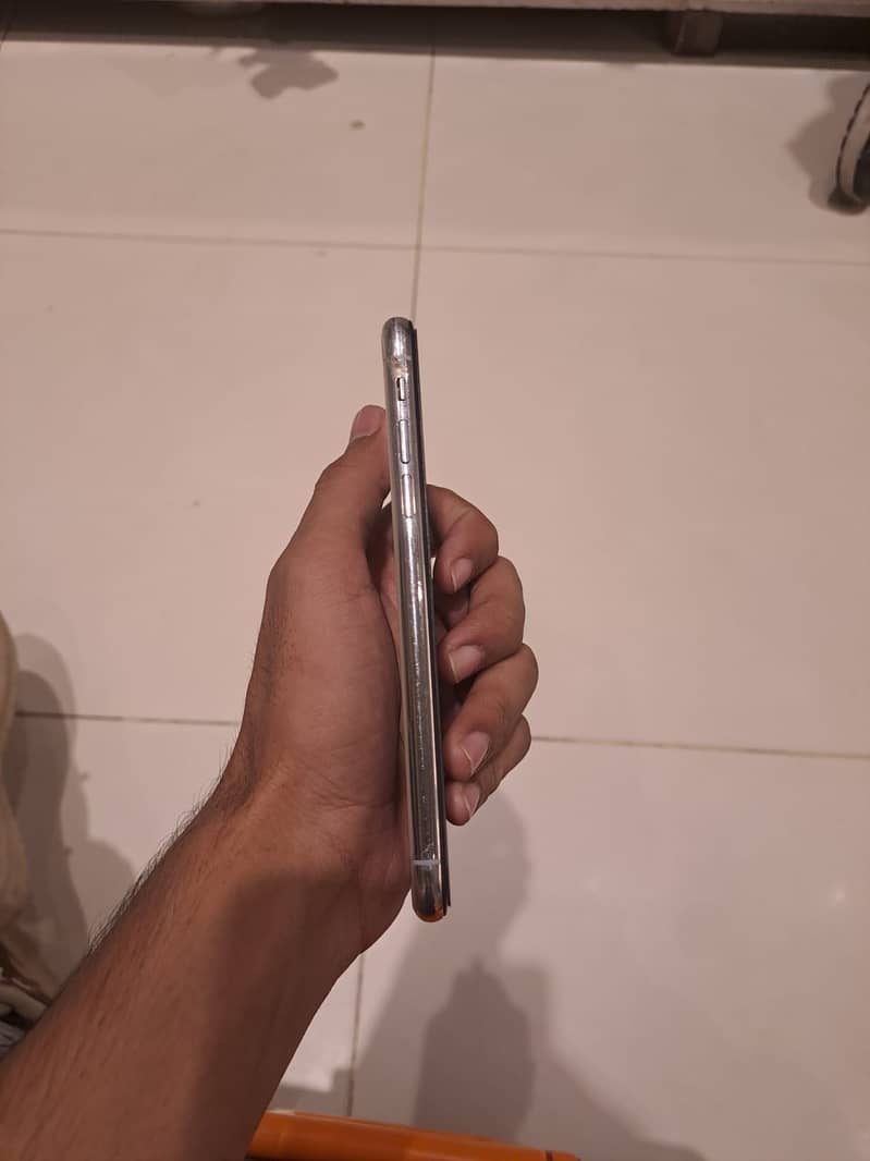 Apple iPhone XS 2