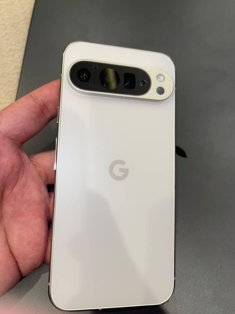 Google Pixel 9 Pro XL 0