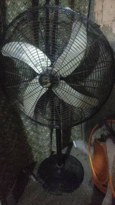 5 ster pedestal fan full size