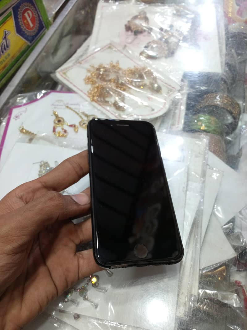 Apple iPhone SE 5