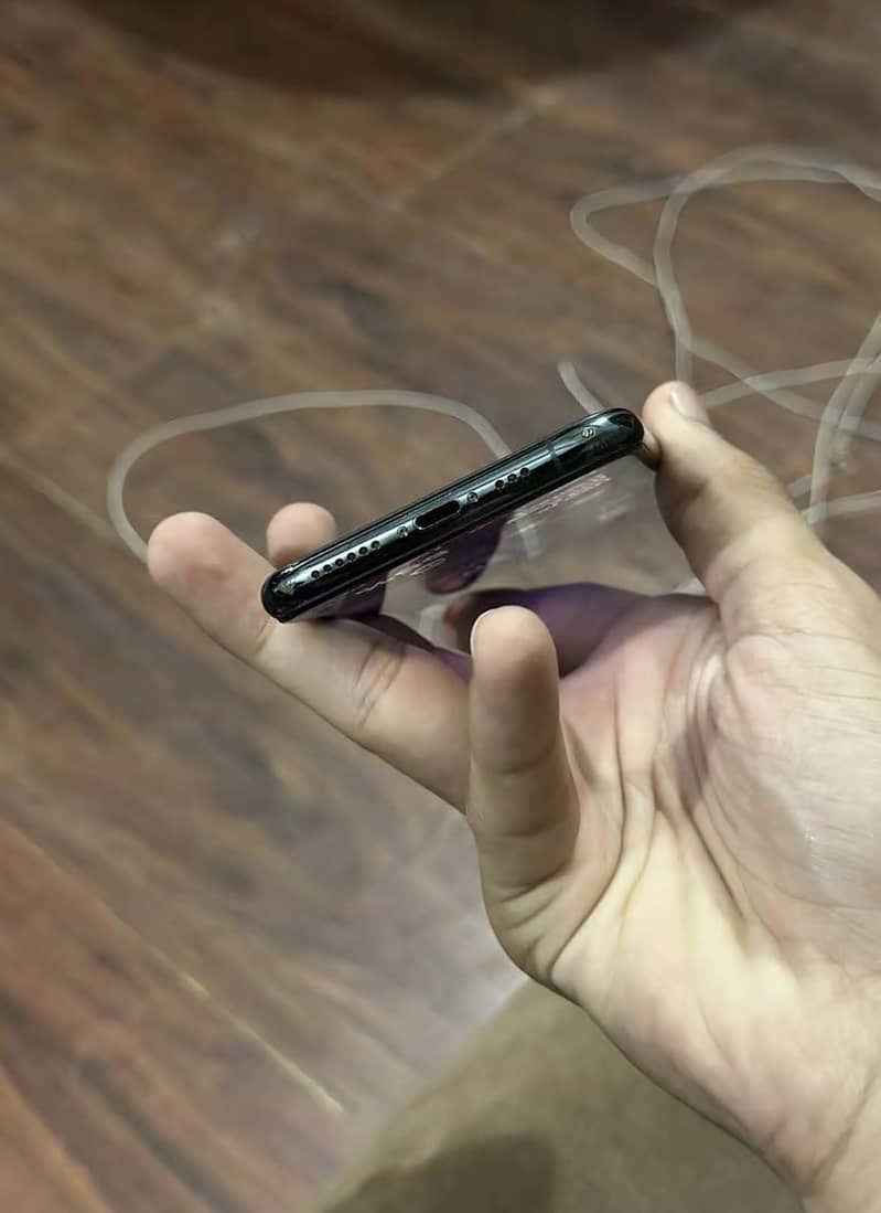 Iphone 11 pro 1