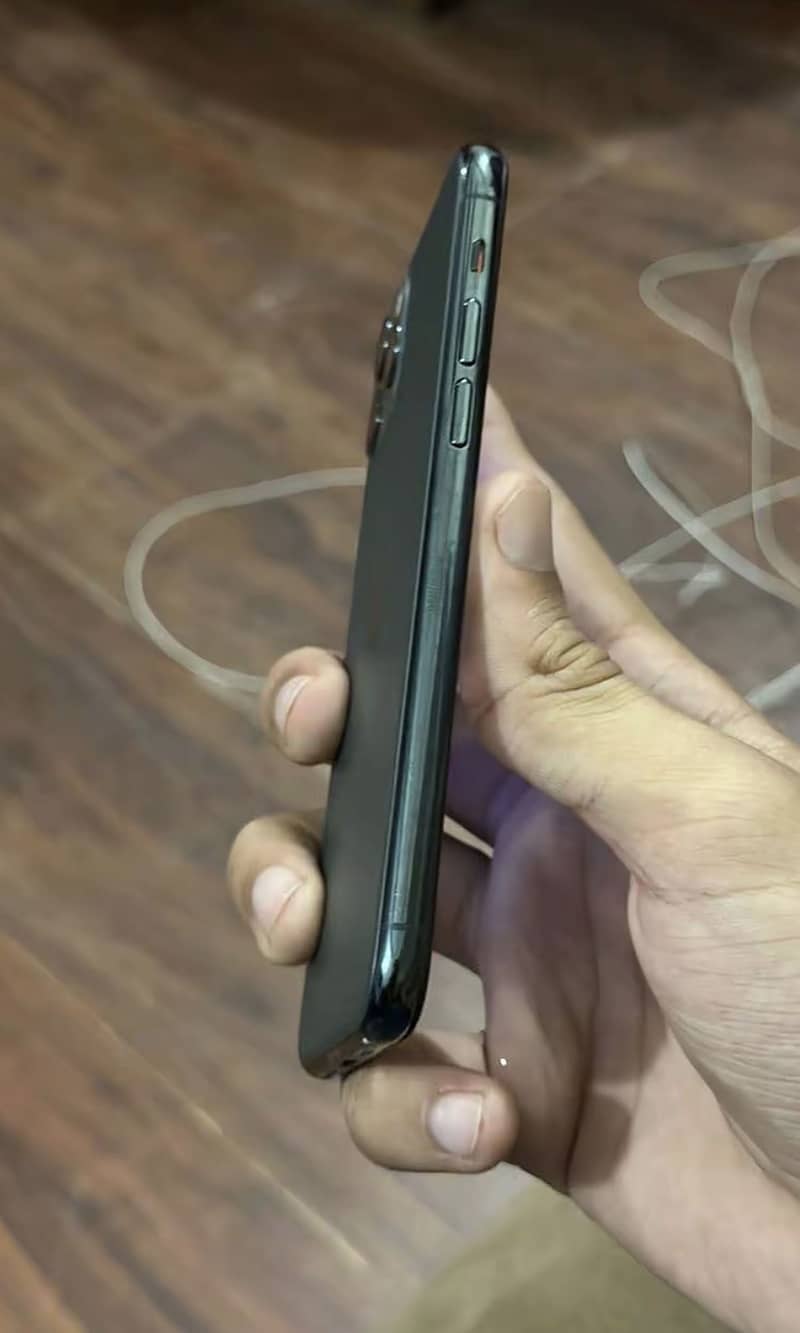 Iphone 11 pro 2