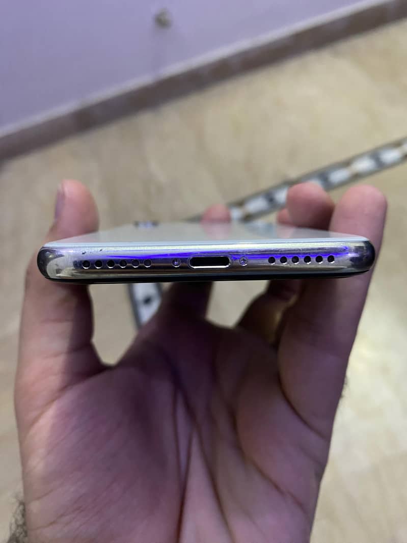 Apple iPhone X 2