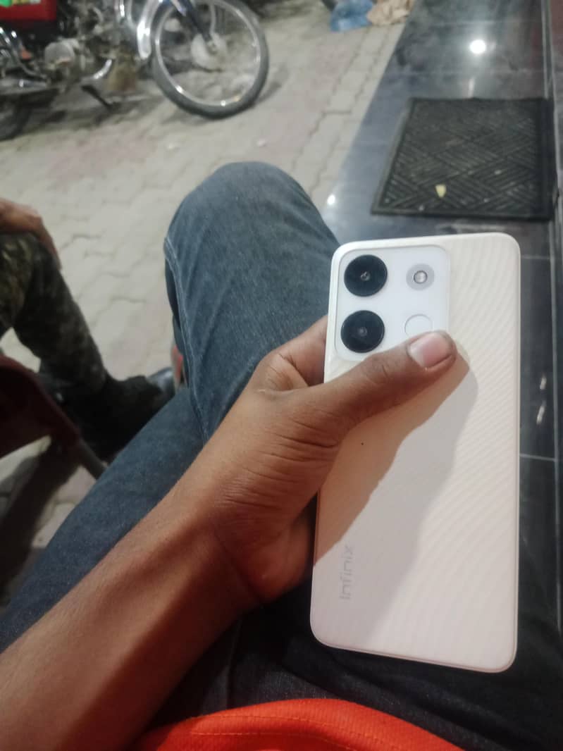 Infinix Smart 7 4