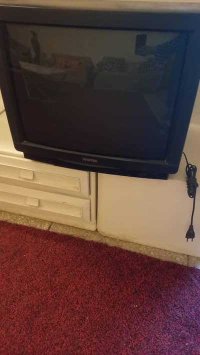 A1 condition Hitachi tv