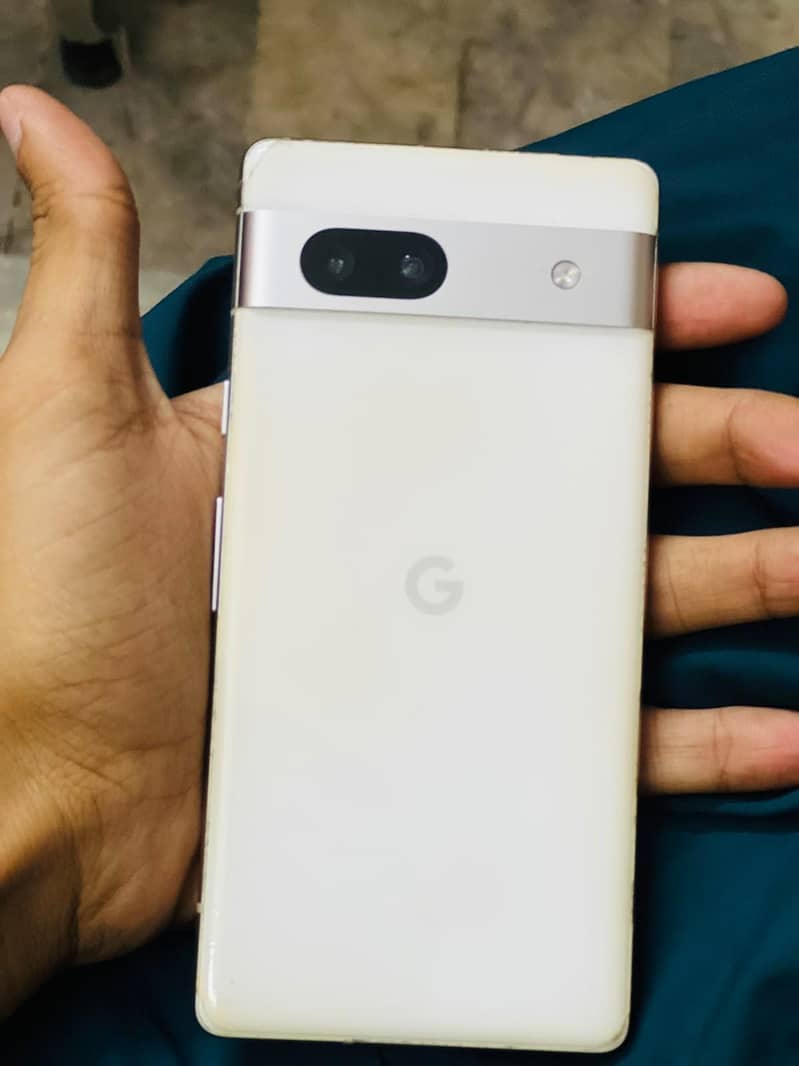 Google Pixel 7a 2
