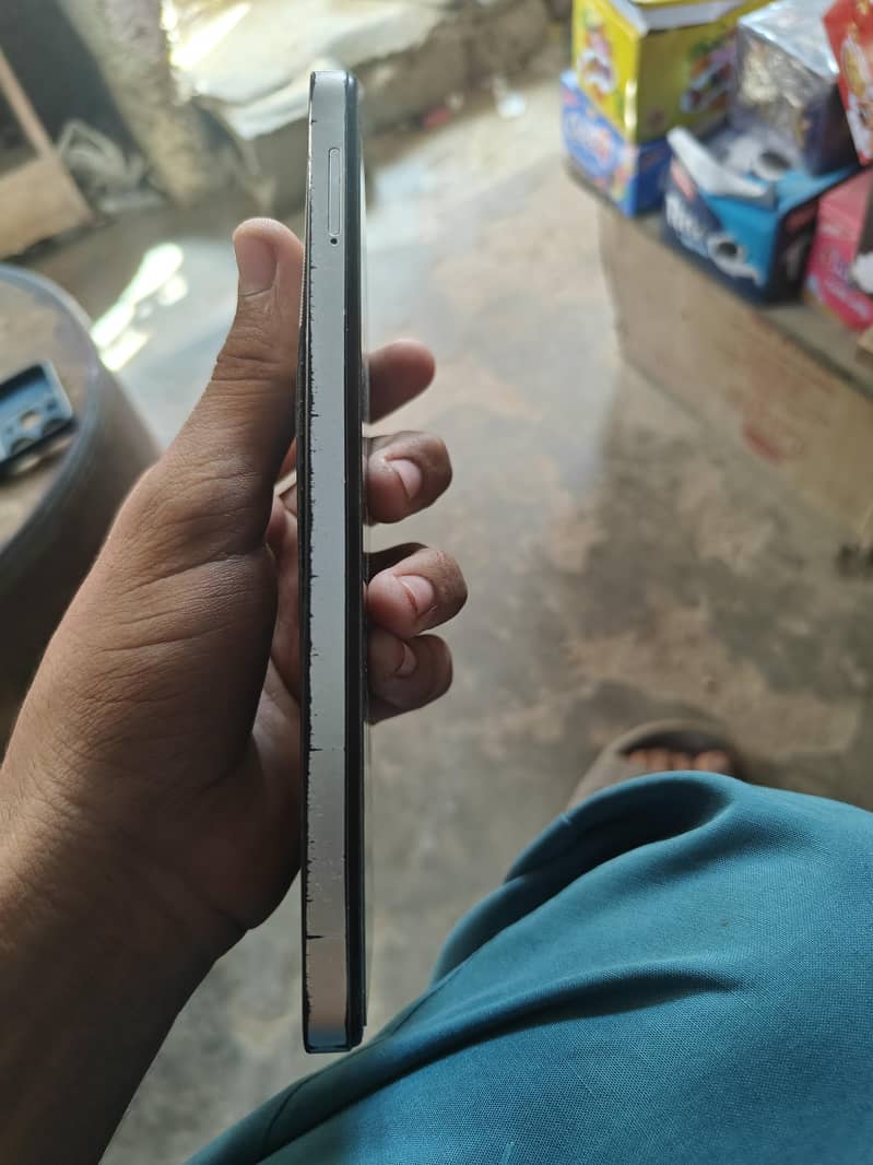 Tecno Spark 10 Pro 4